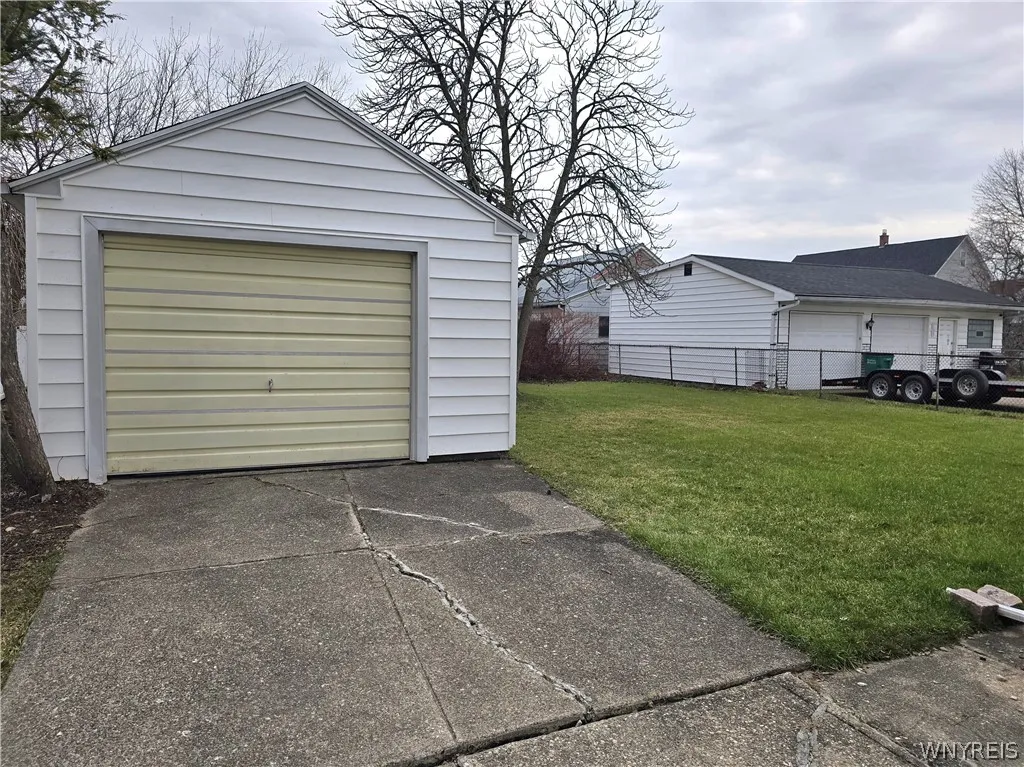 85 Regent Street, Buffalo, New York 14206, Buffalo, New York 14206, 3 Bedrooms Bedrooms, 7 Rooms Rooms,2 BathroomsBathrooms,Residential,For Sale,85 Regent Street, Buffalo, New York 14206,0,B1670589