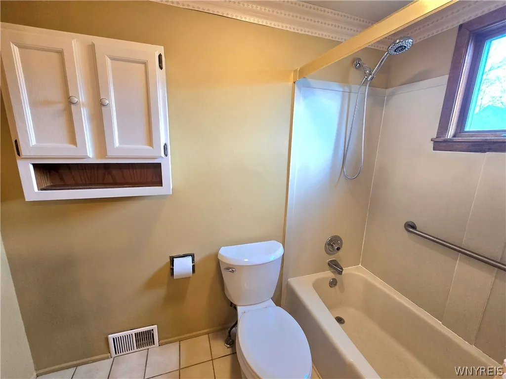 85 Regent Street, Buffalo, New York 14206, Buffalo, New York 14206, 3 Bedrooms Bedrooms, 7 Rooms Rooms,2 BathroomsBathrooms,Residential,For Sale,85 Regent Street, Buffalo, New York 14206,0,B1670589
