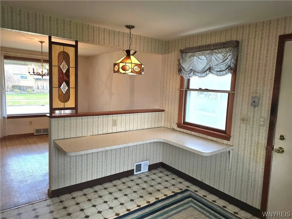 85 Regent Street, Buffalo, New York 14206, Buffalo, New York 14206, 3 Bedrooms Bedrooms, 7 Rooms Rooms,2 BathroomsBathrooms,Residential,For Sale,85 Regent Street, Buffalo, New York 14206,0,B1670589