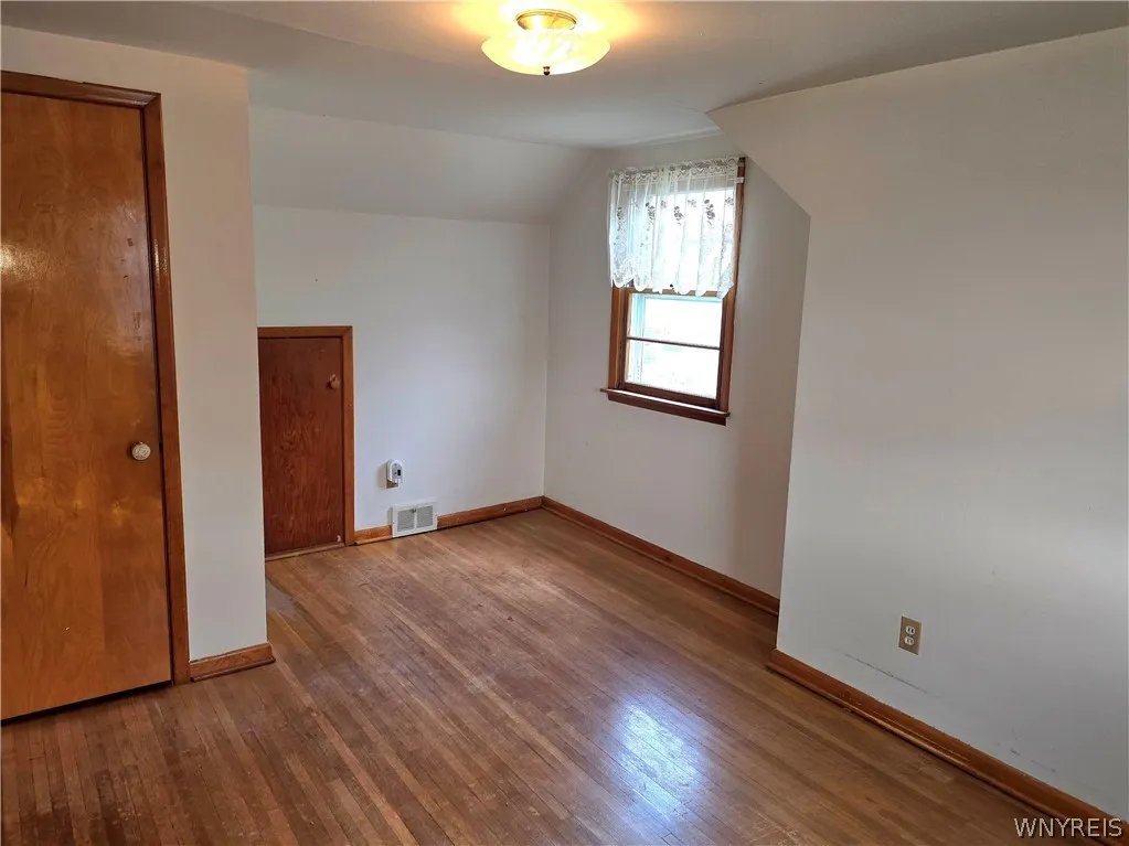 85 Regent Street, Buffalo, New York 14206, Buffalo, New York 14206, 3 Bedrooms Bedrooms, 7 Rooms Rooms,2 BathroomsBathrooms,Residential,For Sale,85 Regent Street, Buffalo, New York 14206,0,B1670589