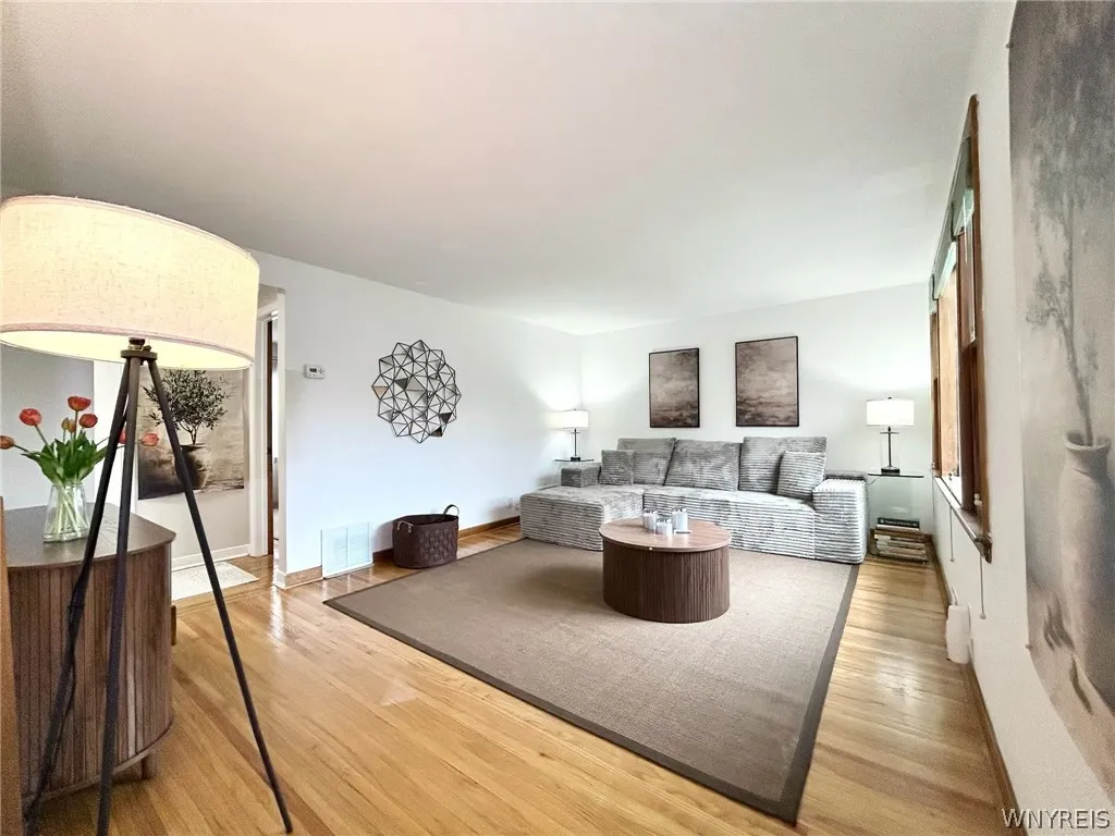 123 Cornell Avenue, Amherst, New York 14226, Amherst, New York 14226, 3 Bedrooms Bedrooms, 7 Rooms Rooms,2 BathroomsBathrooms,Residential,For Sale,123 Cornell Avenue, Amherst, New York 14226,0,B1672105