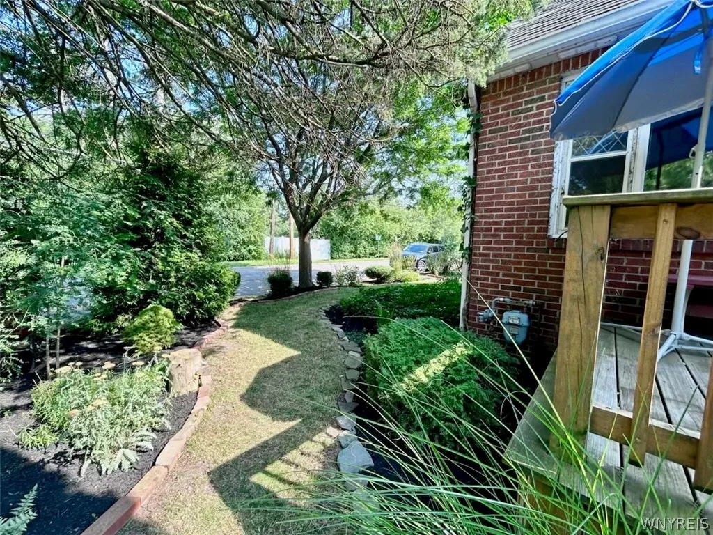 123 Cornell Avenue, Amherst, New York 14226, Amherst, New York 14226, 3 Bedrooms Bedrooms, 7 Rooms Rooms,2 BathroomsBathrooms,Residential,For Sale,123 Cornell Avenue, Amherst, New York 14226,0,B1672105