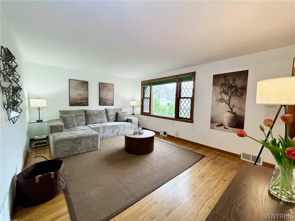 123 Cornell Avenue, Amherst, New York 14226, Amherst, New York 14226, 3 Bedrooms Bedrooms, 7 Rooms Rooms,2 BathroomsBathrooms,Residential,For Sale,123 Cornell Avenue, Amherst, New York 14226,0,B1672105