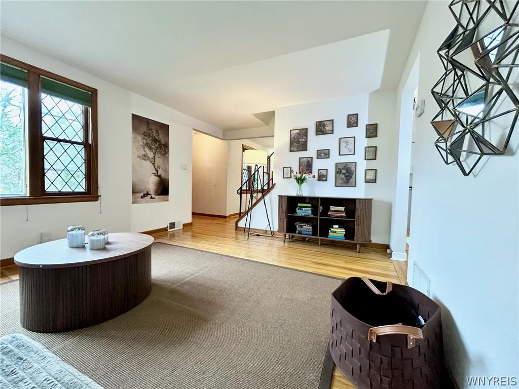 123 Cornell Avenue, Amherst, New York 14226, Amherst, New York 14226, 3 Bedrooms Bedrooms, 7 Rooms Rooms,2 BathroomsBathrooms,Residential,For Sale,123 Cornell Avenue, Amherst, New York 14226,0,B1672105