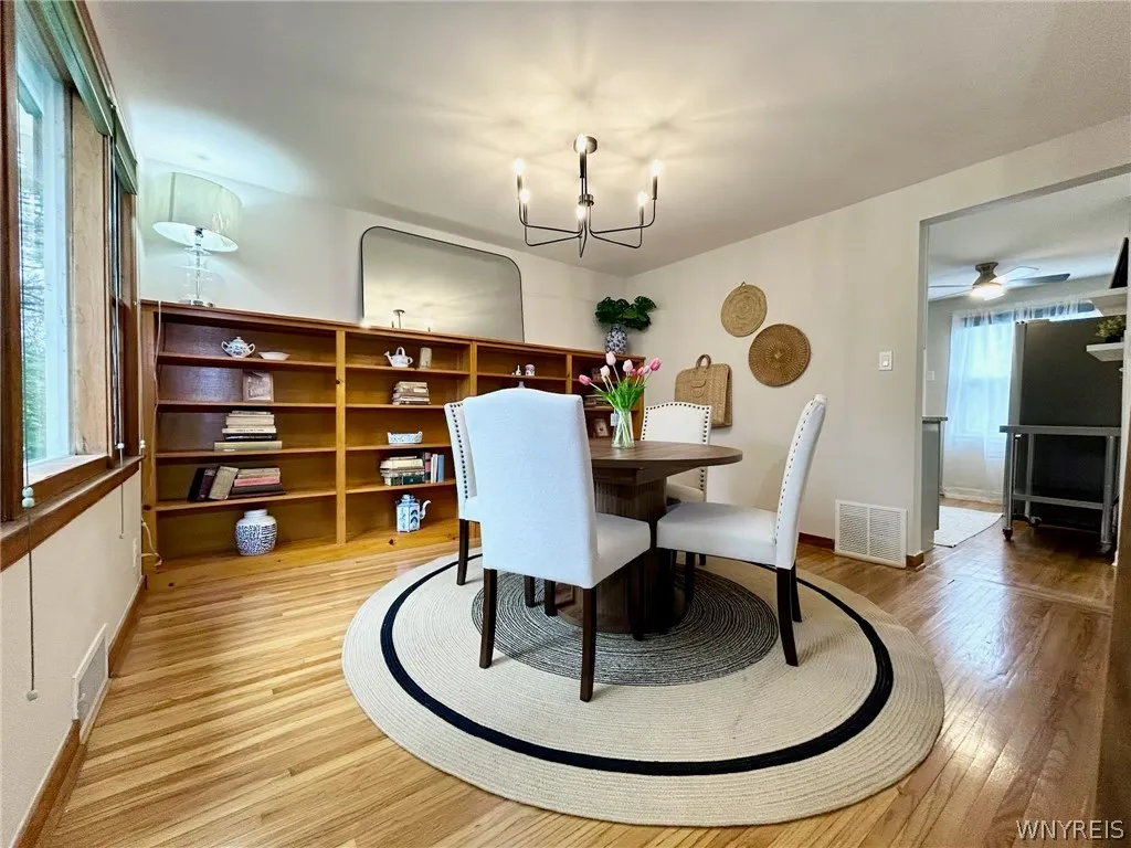 123 Cornell Avenue, Amherst, New York 14226, Amherst, New York 14226, 3 Bedrooms Bedrooms, 7 Rooms Rooms,2 BathroomsBathrooms,Residential,For Sale,123 Cornell Avenue, Amherst, New York 14226,0,B1672105