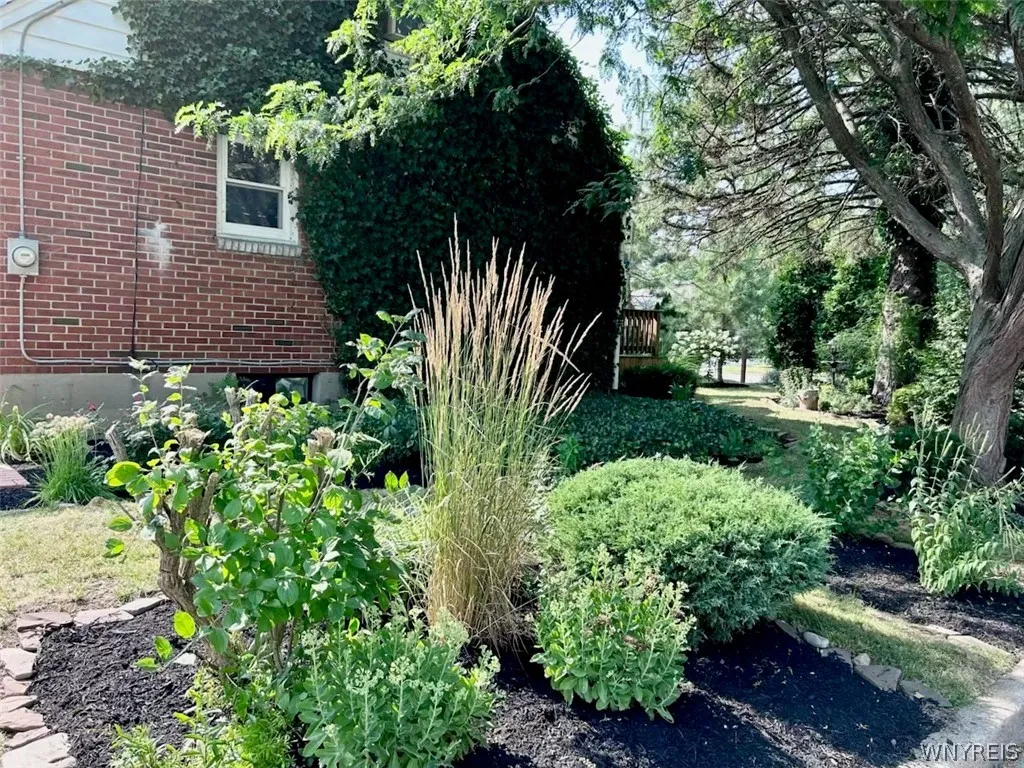 123 Cornell Avenue, Amherst, New York 14226, Amherst, New York 14226, 3 Bedrooms Bedrooms, 7 Rooms Rooms,2 BathroomsBathrooms,Residential,For Sale,123 Cornell Avenue, Amherst, New York 14226,0,B1672105