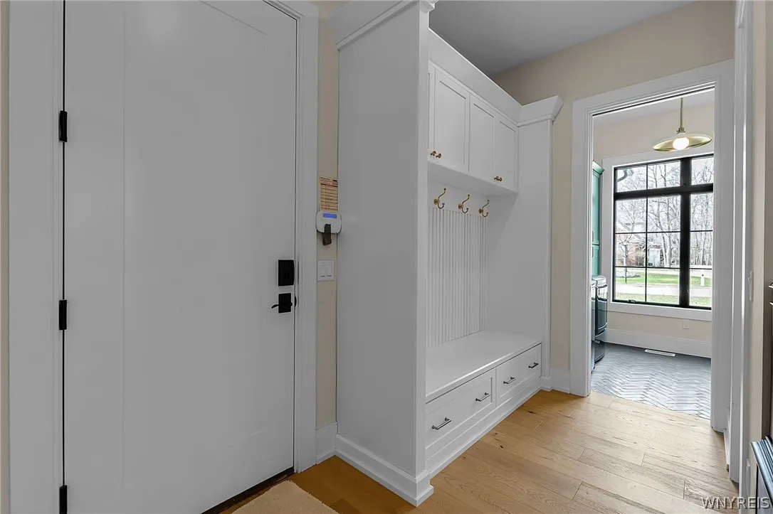 4975 Spaulding Drive, Clarence, New York 14031, Clarence, New York 14031, 5 Bedrooms Bedrooms, 11 Rooms Rooms,4 BathroomsBathrooms,Residential,For Sale,4975 Spaulding Drive, Clarence, New York 14031,0,B1671531