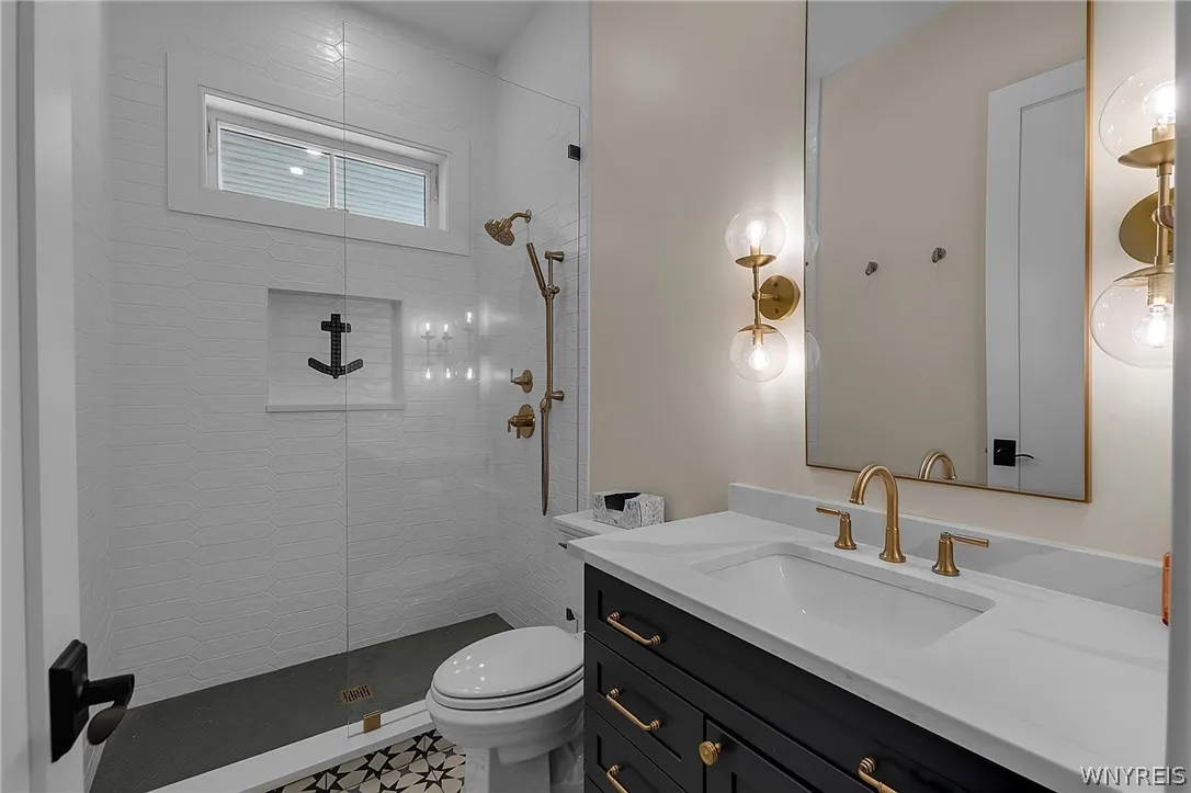 4975 Spaulding Drive, Clarence, New York 14031, Clarence, New York 14031, 5 Bedrooms Bedrooms, 11 Rooms Rooms,4 BathroomsBathrooms,Residential,For Sale,4975 Spaulding Drive, Clarence, New York 14031,0,B1671531