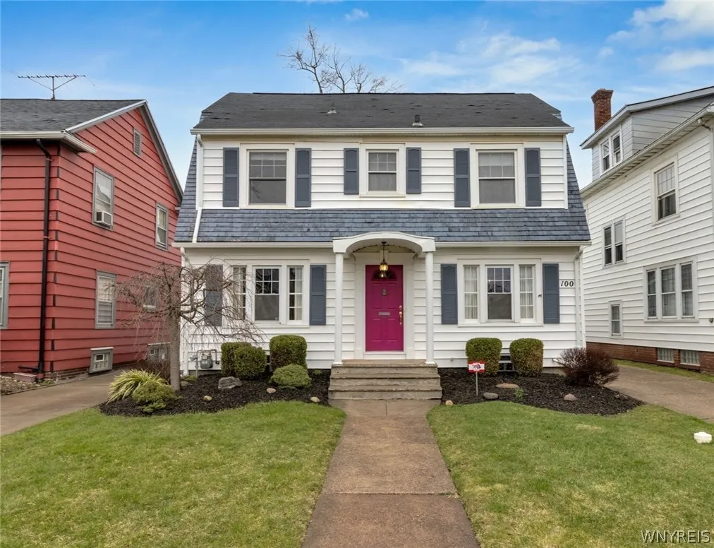 100 Knowlton Avenue, Tonawanda, New York 14217, Tonawanda, New York 14217, 3 Bedrooms Bedrooms, 7 Rooms Rooms,1 BathroomBathrooms,Residential,For Sale,100 Knowlton Avenue, Tonawanda, New York 14217,0,B1666493