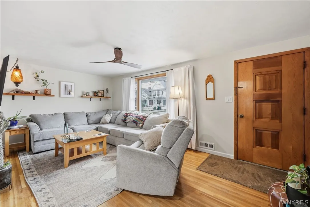 161 Woodside Avenue, Buffalo, New York 14220, Buffalo, New York 14220, 3 Bedrooms Bedrooms, 5 Rooms Rooms,1 BathroomBathrooms,Residential,For Sale,161 Woodside Avenue, Buffalo, New York 14220,0,B1670009