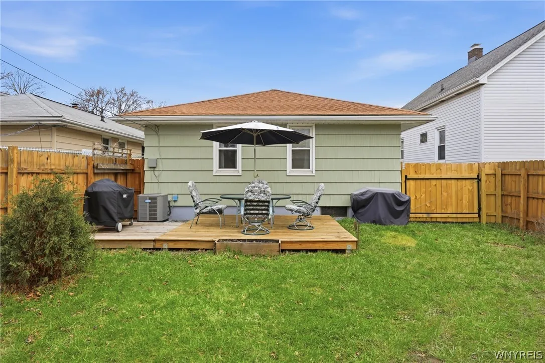 161 Woodside Avenue, Buffalo, New York 14220, Buffalo, New York 14220, 3 Bedrooms Bedrooms, 5 Rooms Rooms,1 BathroomBathrooms,Residential,For Sale,161 Woodside Avenue, Buffalo, New York 14220,0,B1670009