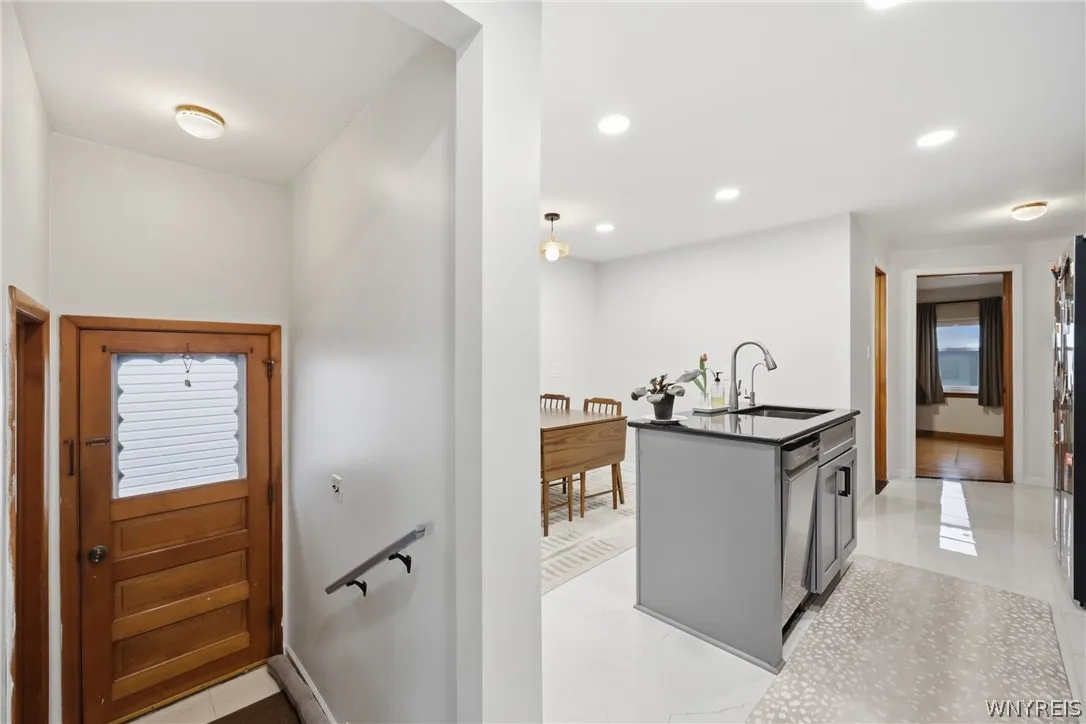 161 Woodside Avenue, Buffalo, New York 14220, Buffalo, New York 14220, 3 Bedrooms Bedrooms, 5 Rooms Rooms,1 BathroomBathrooms,Residential,For Sale,161 Woodside Avenue, Buffalo, New York 14220,0,B1670009