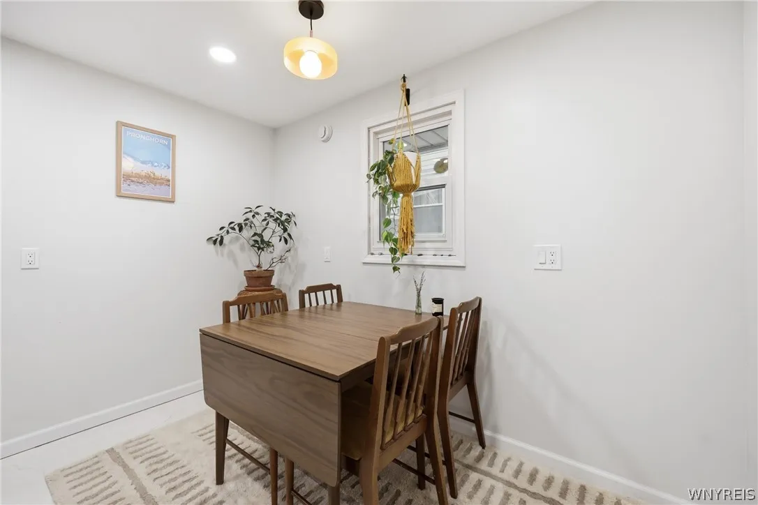 161 Woodside Avenue, Buffalo, New York 14220, Buffalo, New York 14220, 3 Bedrooms Bedrooms, 5 Rooms Rooms,1 BathroomBathrooms,Residential,For Sale,161 Woodside Avenue, Buffalo, New York 14220,0,B1670009