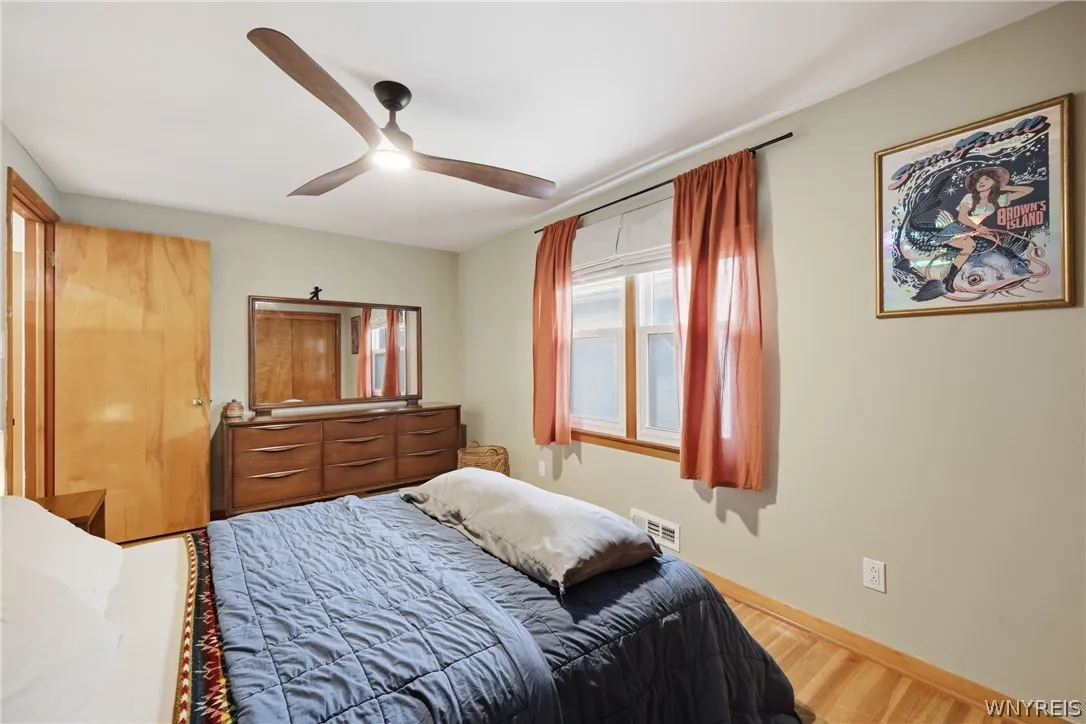 161 Woodside Avenue, Buffalo, New York 14220, Buffalo, New York 14220, 3 Bedrooms Bedrooms, 5 Rooms Rooms,1 BathroomBathrooms,Residential,For Sale,161 Woodside Avenue, Buffalo, New York 14220,0,B1670009