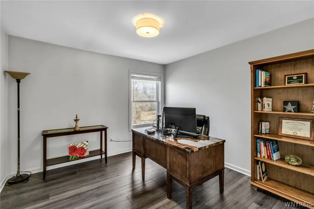 4665 Carlyes Court, Hamburg, New York 14075, Hamburg, New York 14075, 4 Bedrooms Bedrooms, 11 Rooms Rooms,2 BathroomsBathrooms,Residential,For Sale,4665 Carlyes Court, Hamburg, New York 14075,0,B1664614