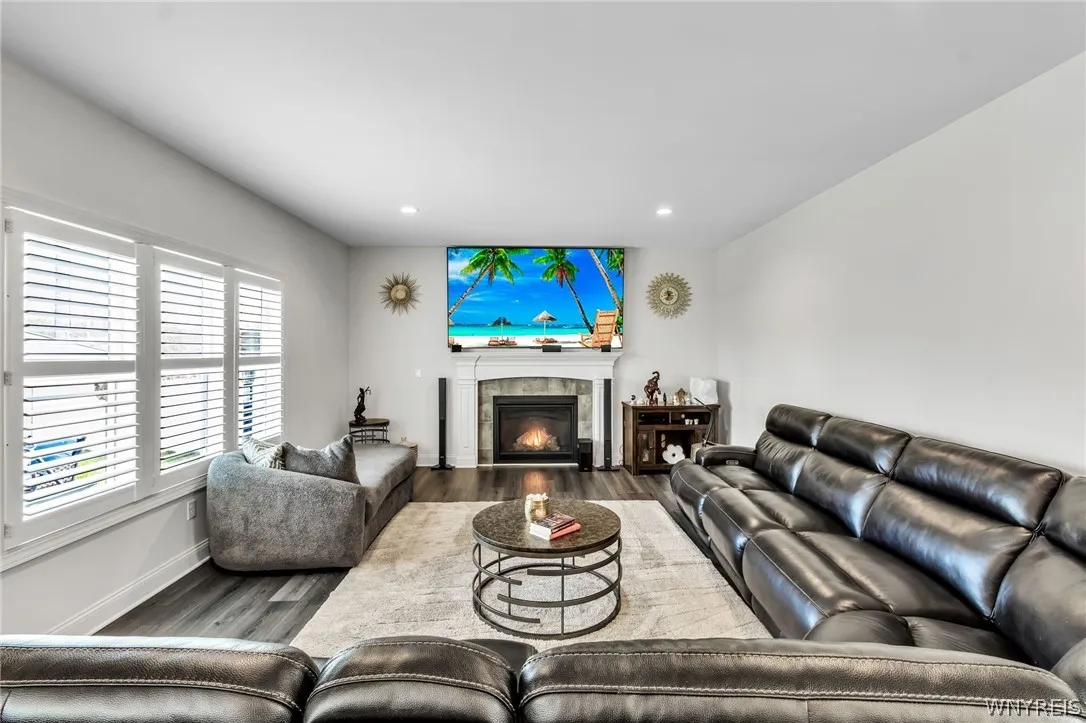 4665 Carlyes Court, Hamburg, New York 14075, Hamburg, New York 14075, 4 Bedrooms Bedrooms, 11 Rooms Rooms,2 BathroomsBathrooms,Residential,For Sale,4665 Carlyes Court, Hamburg, New York 14075,0,B1664614