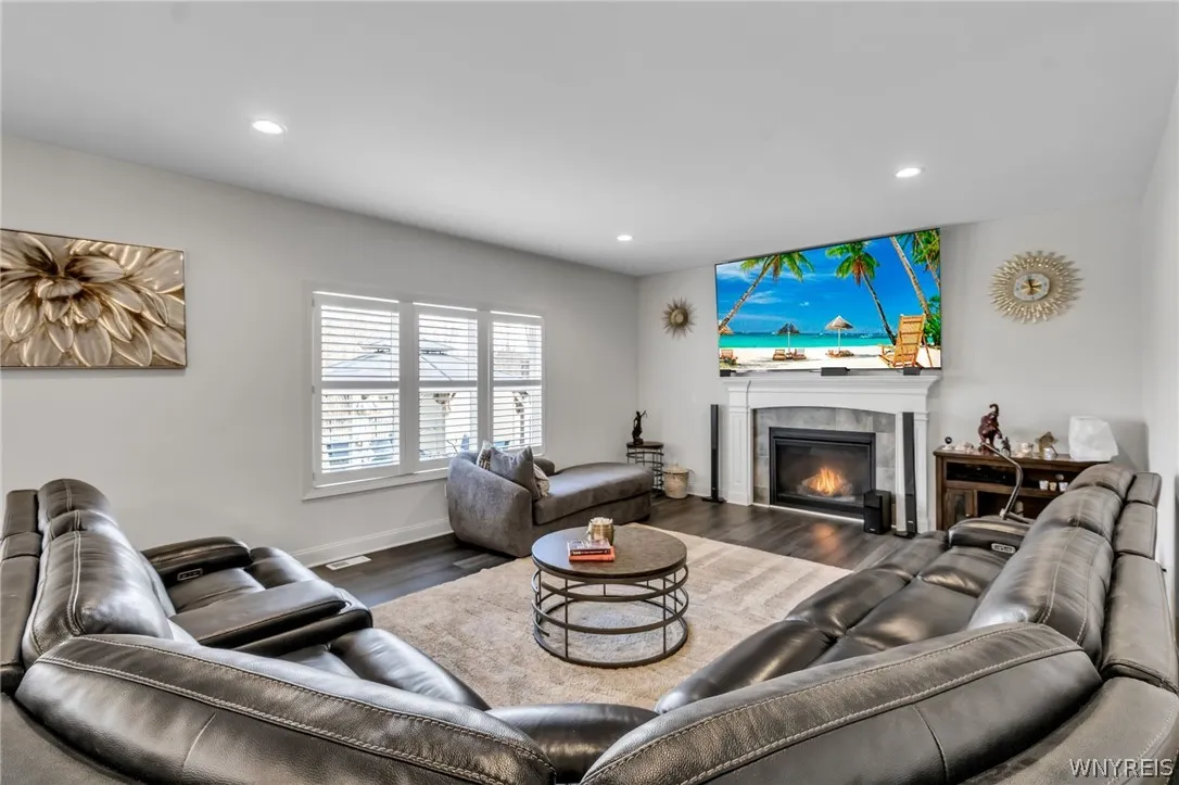 4665 Carlyes Court, Hamburg, New York 14075, Hamburg, New York 14075, 4 Bedrooms Bedrooms, 11 Rooms Rooms,2 BathroomsBathrooms,Residential,For Sale,4665 Carlyes Court, Hamburg, New York 14075,0,B1664614