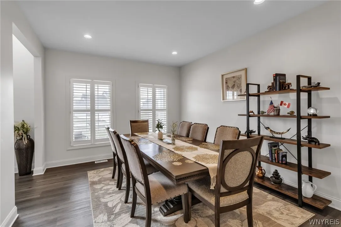 4665 Carlyes Court, Hamburg, New York 14075, Hamburg, New York 14075, 4 Bedrooms Bedrooms, 11 Rooms Rooms,2 BathroomsBathrooms,Residential,For Sale,4665 Carlyes Court, Hamburg, New York 14075,0,B1664614