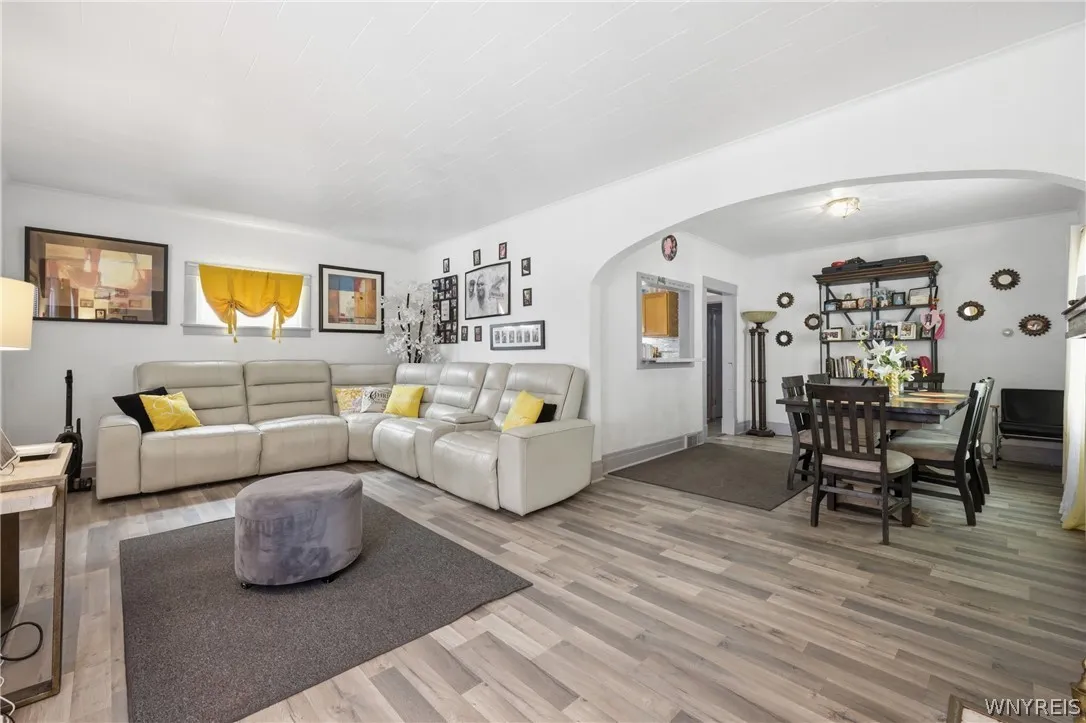 312 Cambridge Avenue, Buffalo, New York 14215, Buffalo, New York 14215, 3 Bedrooms Bedrooms, 9 Rooms Rooms,1 BathroomBathrooms,Residential,For Sale,312 Cambridge Avenue, Buffalo, New York 14215,0,B1671785
