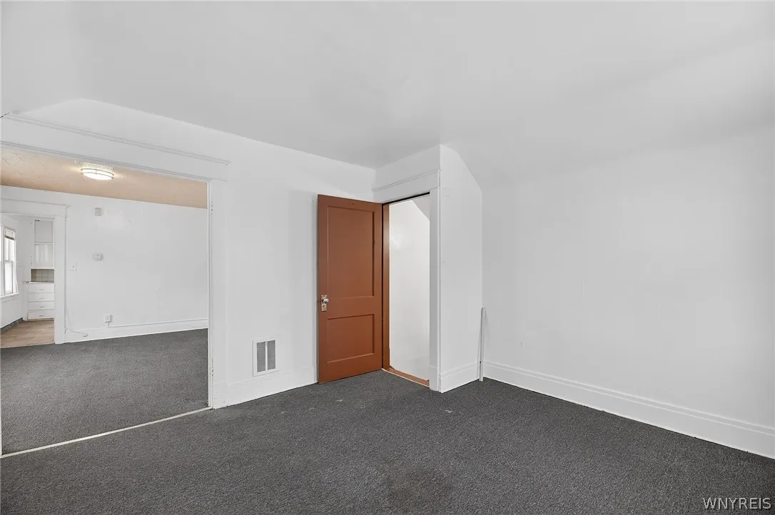 23 Humason Avenue, Buffalo, New York 14211, Buffalo, New York 14211, 5 Bedrooms Bedrooms, ,2 BathroomsBathrooms,Residential,For Sale,23 Humason Avenue, Buffalo, New York 14211,0,B1672222