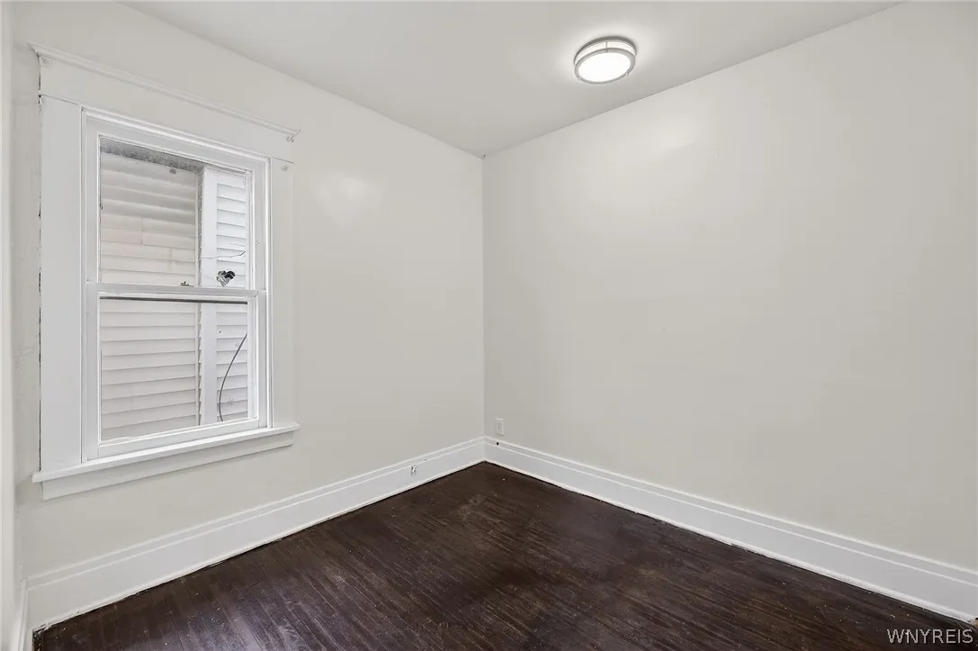 23 Humason Avenue, Buffalo, New York 14211, Buffalo, New York 14211, 5 Bedrooms Bedrooms, ,2 BathroomsBathrooms,Residential,For Sale,23 Humason Avenue, Buffalo, New York 14211,0,B1672222