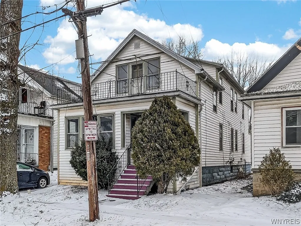 23 Humason Avenue, Buffalo, New York 14211, Buffalo, New York 14211, 5 Bedrooms Bedrooms, ,2 BathroomsBathrooms,Residential,For Sale,23 Humason Avenue, Buffalo, New York 14211,0,B1672222