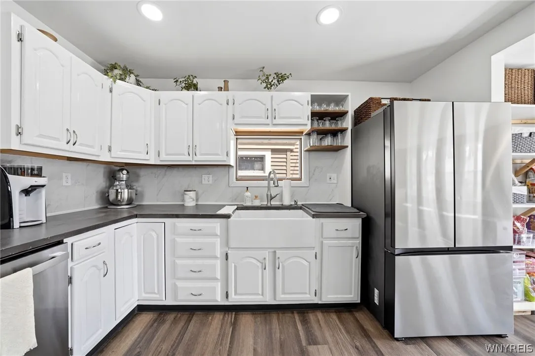 17 Crosby Avenue, Tonawanda, New York 14217, Tonawanda, New York 14217, 3 Bedrooms Bedrooms, 7 Rooms Rooms,1 BathroomBathrooms,Residential,For Sale,17 Crosby Avenue, Tonawanda, New York 14217,0,B1672187