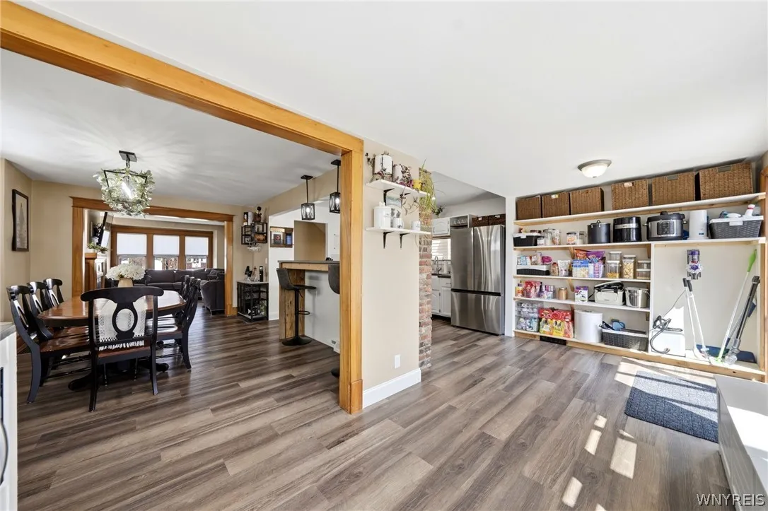 17 Crosby Avenue, Tonawanda, New York 14217, Tonawanda, New York 14217, 3 Bedrooms Bedrooms, 7 Rooms Rooms,1 BathroomBathrooms,Residential,For Sale,17 Crosby Avenue, Tonawanda, New York 14217,0,B1672187