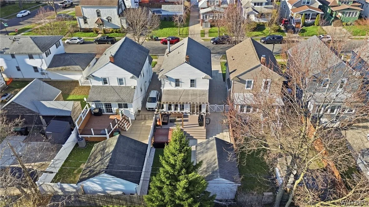 17 Crosby Avenue, Tonawanda, New York 14217, Tonawanda, New York 14217, 3 Bedrooms Bedrooms, 7 Rooms Rooms,1 BathroomBathrooms,Residential,For Sale,17 Crosby Avenue, Tonawanda, New York 14217,0,B1672187