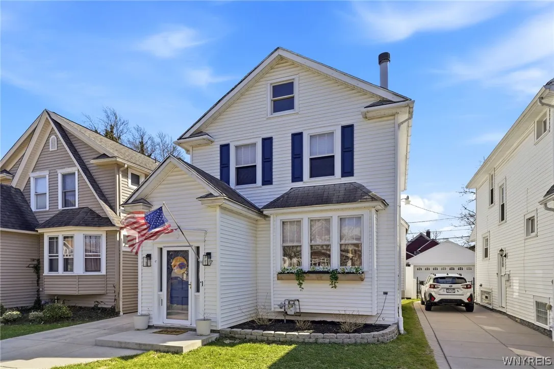 17 Crosby Avenue, Tonawanda, New York 14217, Tonawanda, New York 14217, 3 Bedrooms Bedrooms, 7 Rooms Rooms,1 BathroomBathrooms,Residential,For Sale,17 Crosby Avenue, Tonawanda, New York 14217,0,B1672187
