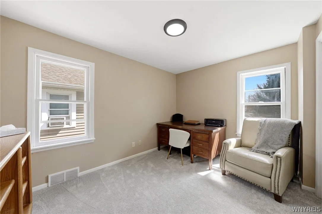 17 Crosby Avenue, Tonawanda, New York 14217, Tonawanda, New York 14217, 3 Bedrooms Bedrooms, 7 Rooms Rooms,1 BathroomBathrooms,Residential,For Sale,17 Crosby Avenue, Tonawanda, New York 14217,0,B1672187