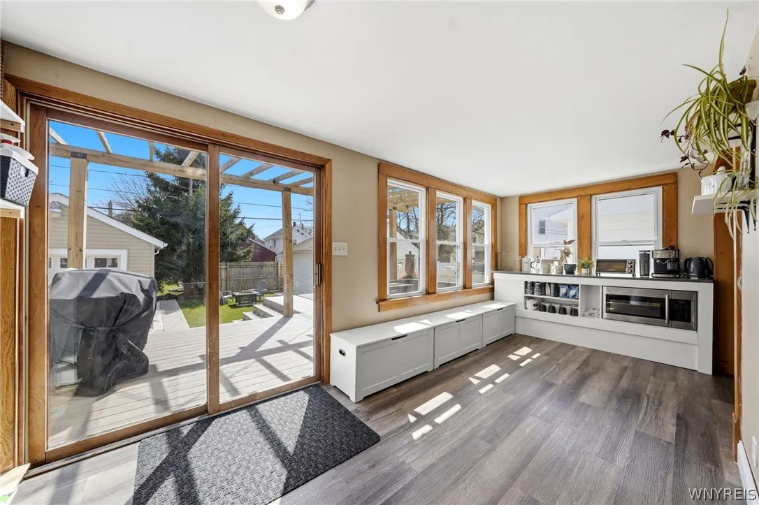 17 Crosby Avenue, Tonawanda, New York 14217, Tonawanda, New York 14217, 3 Bedrooms Bedrooms, 7 Rooms Rooms,1 BathroomBathrooms,Residential,For Sale,17 Crosby Avenue, Tonawanda, New York 14217,0,B1672187