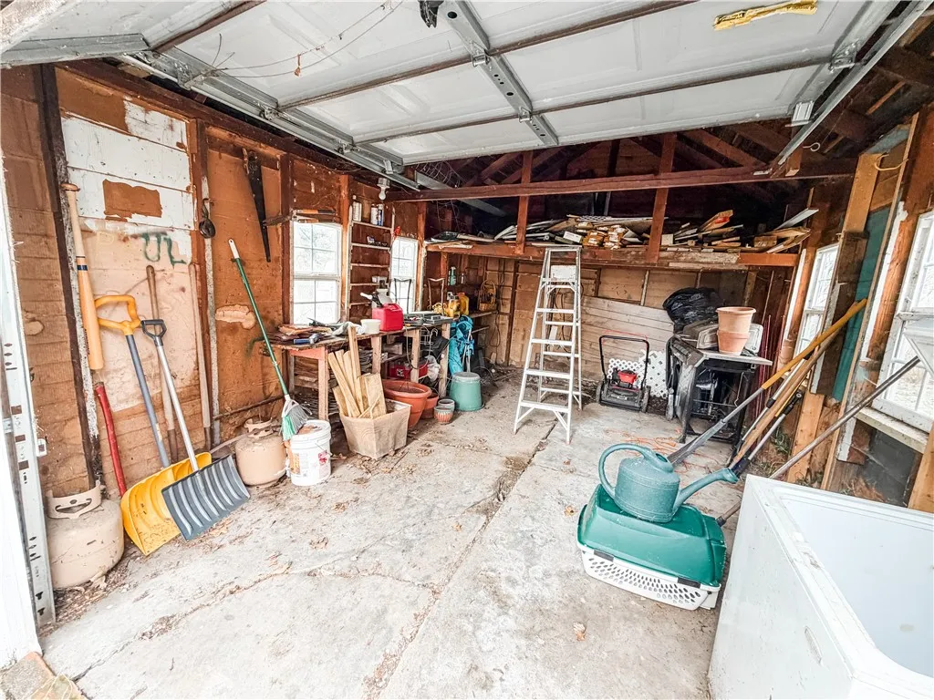 1 French Avenue, Owasco, New York 13021, Owasco, New York 13021, 3 Bedrooms Bedrooms, 7 Rooms Rooms,1 BathroomBathrooms,Residential,For Sale,1 French Avenue, Owasco, New York 13021,0,R1671601