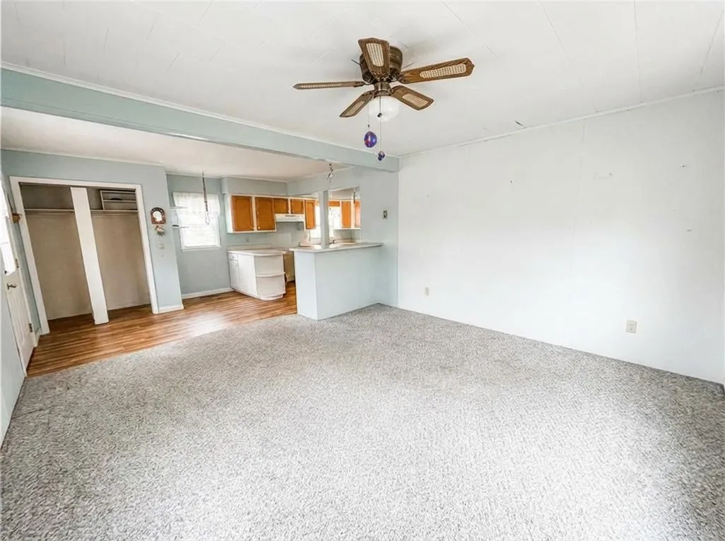 1 French Avenue, Owasco, New York 13021, Owasco, New York 13021, 3 Bedrooms Bedrooms, 7 Rooms Rooms,1 BathroomBathrooms,Residential,For Sale,1 French Avenue, Owasco, New York 13021,0,R1671601