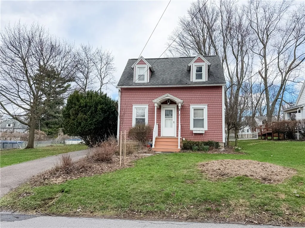 1 French Avenue, Owasco, New York 13021, Owasco, New York 13021, 3 Bedrooms Bedrooms, 7 Rooms Rooms,1 BathroomBathrooms,Residential,For Sale,1 French Avenue, Owasco, New York 13021,0,R1671601