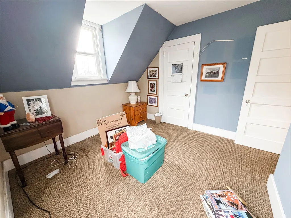 1 French Avenue, Owasco, New York 13021, Owasco, New York 13021, 3 Bedrooms Bedrooms, 7 Rooms Rooms,1 BathroomBathrooms,Residential,For Sale,1 French Avenue, Owasco, New York 13021,0,R1671601