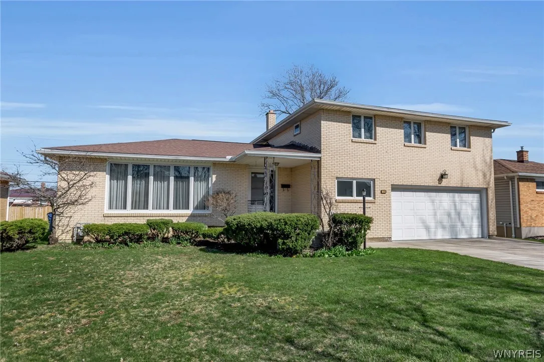 123 Delta Road, Amherst, New York 14226, Amherst, New York 14226, 4 Bedrooms Bedrooms, 8 Rooms Rooms,2 BathroomsBathrooms,Residential,Closed,123 Delta Road, Amherst, New York 14226,0,B1672154