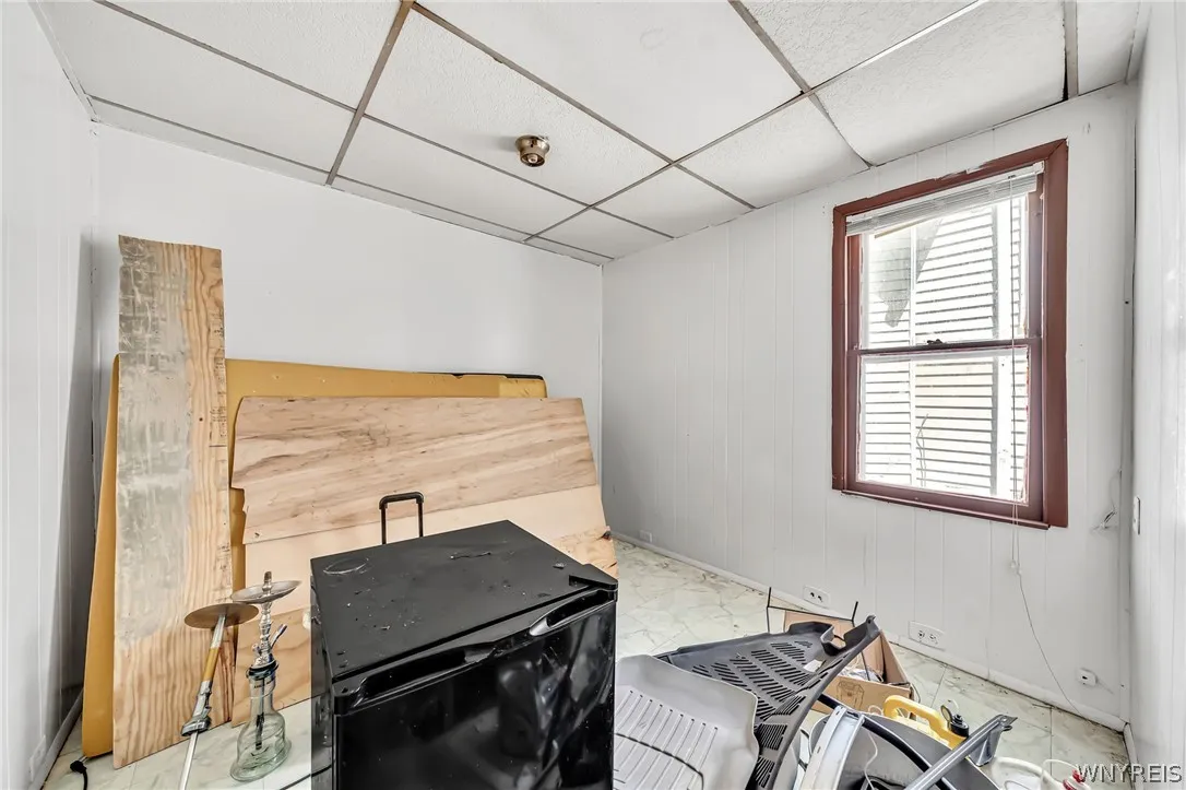 955 Tonawanda Street, Buffalo, New York 14207, Buffalo, New York 14207, 9 Bedrooms Bedrooms, ,4 BathroomsBathrooms,Residential,For Sale,955 Tonawanda Street, Buffalo, New York 14207,0,B1672356