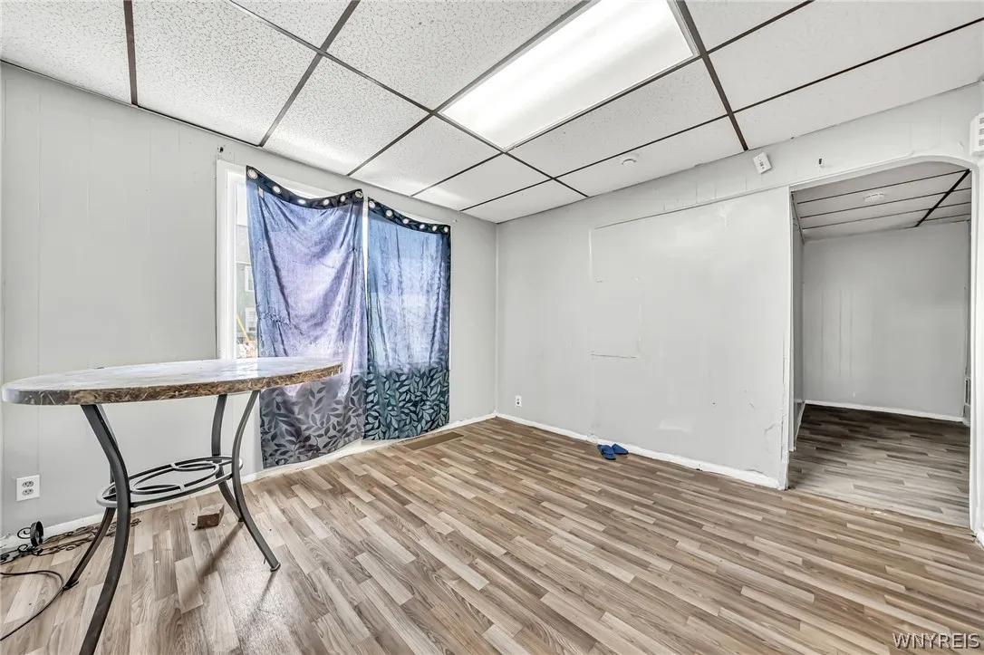 955 Tonawanda Street, Buffalo, New York 14207, Buffalo, New York 14207, 9 Bedrooms Bedrooms, ,4 BathroomsBathrooms,Residential,For Sale,955 Tonawanda Street, Buffalo, New York 14207,0,B1672356