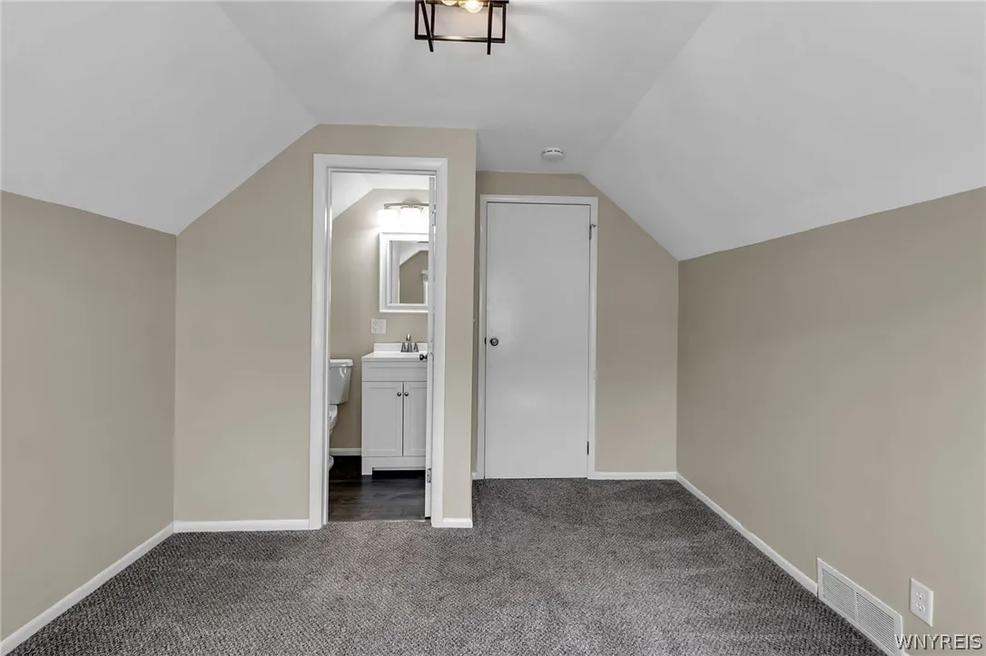 3006 Eggert Road, Tonawanda, New York 14150, Tonawanda, New York 14150, 3 Bedrooms Bedrooms, 7 Rooms Rooms,1 BathroomBathrooms,Residential,For Sale,3006 Eggert Road, Tonawanda, New York 14150,0,B1672242