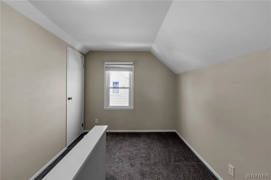 3006 Eggert Road, Tonawanda, New York 14150, Tonawanda, New York 14150, 3 Bedrooms Bedrooms, 7 Rooms Rooms,1 BathroomBathrooms,Residential,For Sale,3006 Eggert Road, Tonawanda, New York 14150,0,B1672242