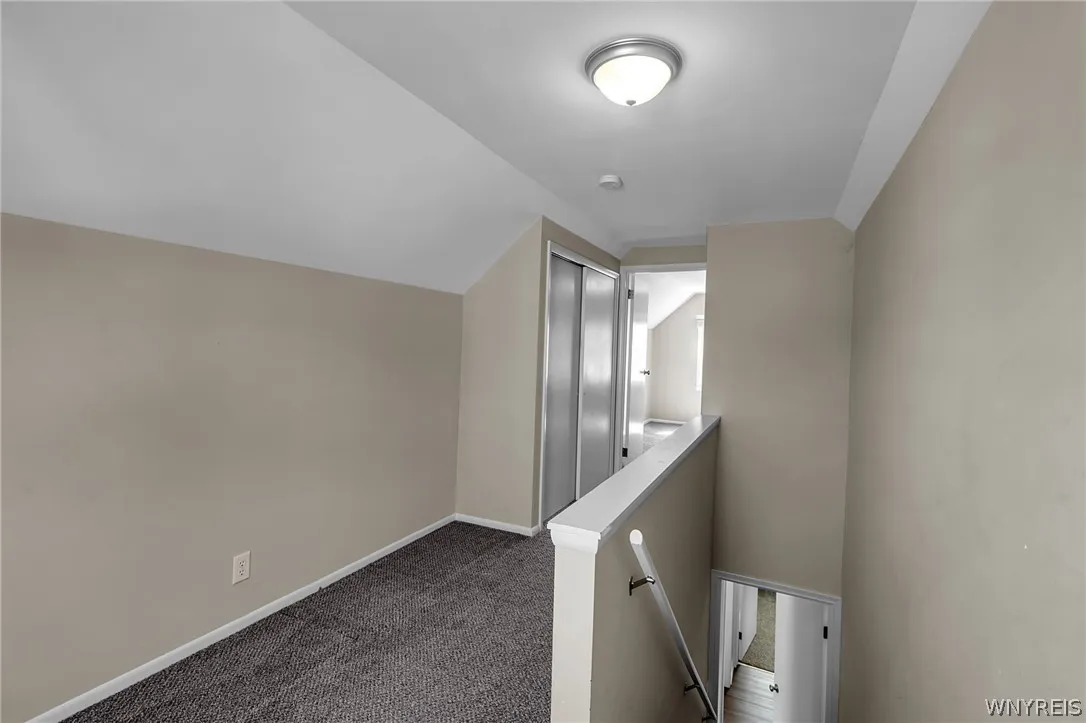 3006 Eggert Road, Tonawanda, New York 14150, Tonawanda, New York 14150, 3 Bedrooms Bedrooms, 7 Rooms Rooms,1 BathroomBathrooms,Residential,For Sale,3006 Eggert Road, Tonawanda, New York 14150,0,B1672242