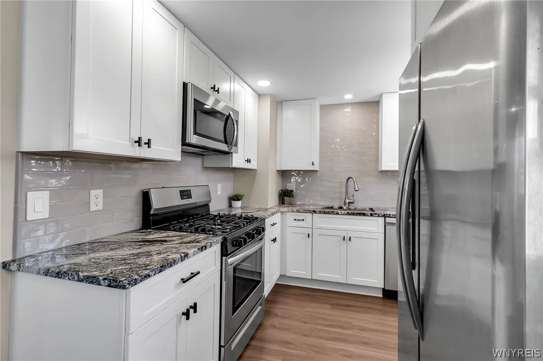 3006 Eggert Road, Tonawanda, New York 14150, Tonawanda, New York 14150, 3 Bedrooms Bedrooms, 7 Rooms Rooms,1 BathroomBathrooms,Residential,For Sale,3006 Eggert Road, Tonawanda, New York 14150,0,B1672242