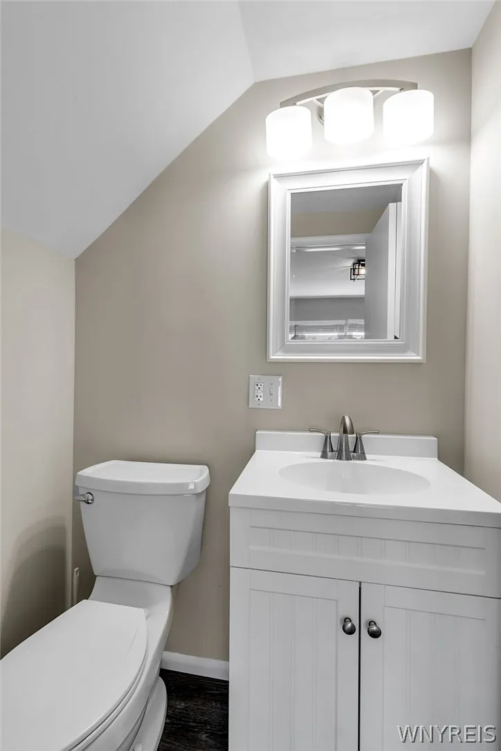 3006 Eggert Road, Tonawanda, New York 14150, Tonawanda, New York 14150, 3 Bedrooms Bedrooms, 7 Rooms Rooms,1 BathroomBathrooms,Residential,For Sale,3006 Eggert Road, Tonawanda, New York 14150,0,B1672242