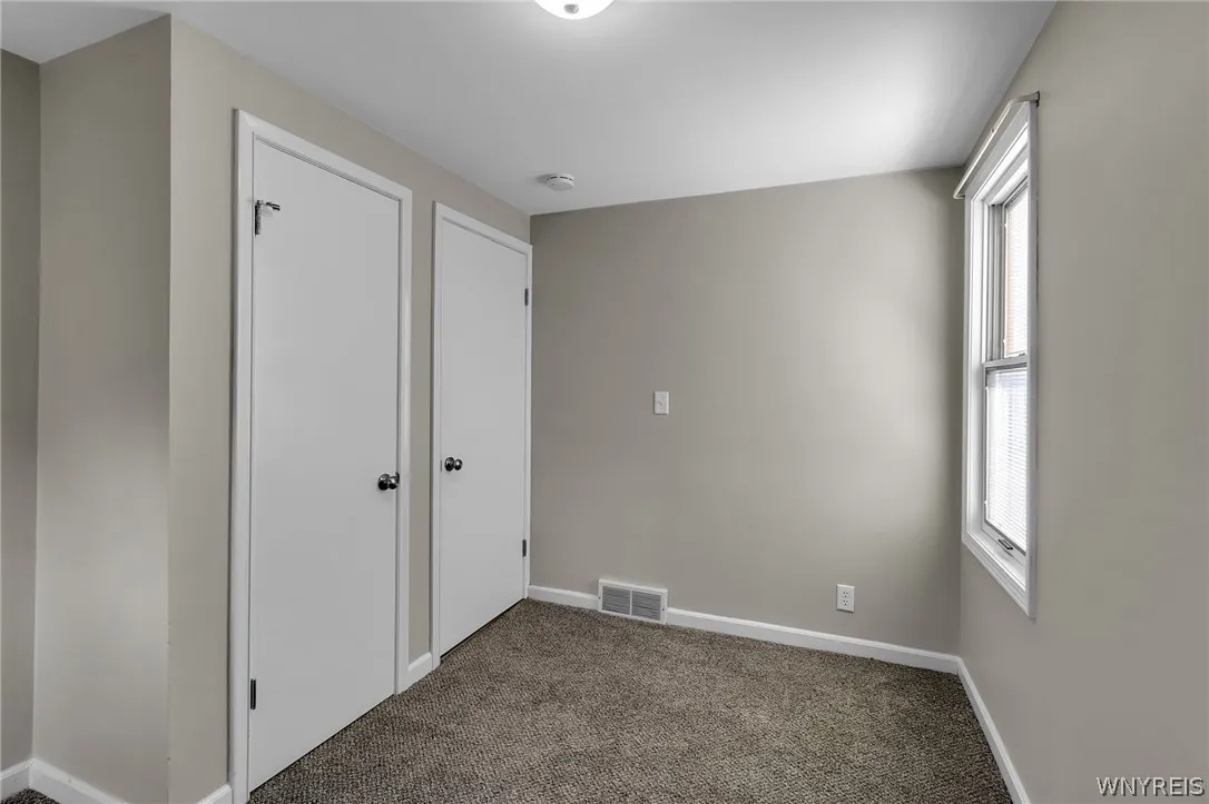 3006 Eggert Road, Tonawanda, New York 14150, Tonawanda, New York 14150, 3 Bedrooms Bedrooms, 7 Rooms Rooms,1 BathroomBathrooms,Residential,For Sale,3006 Eggert Road, Tonawanda, New York 14150,0,B1672242