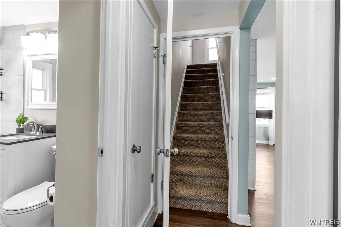 3006 Eggert Road, Tonawanda, New York 14150, Tonawanda, New York 14150, 3 Bedrooms Bedrooms, 7 Rooms Rooms,1 BathroomBathrooms,Residential,For Sale,3006 Eggert Road, Tonawanda, New York 14150,0,B1672242