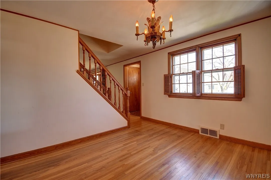 244 Renwood Avenue, Tonawanda, New York 14217, Tonawanda, New York 14217, 3 Bedrooms Bedrooms, 6 Rooms Rooms,1 BathroomBathrooms,Residential,For Sale,244 Renwood Avenue, Tonawanda, New York 14217,0,B1671234