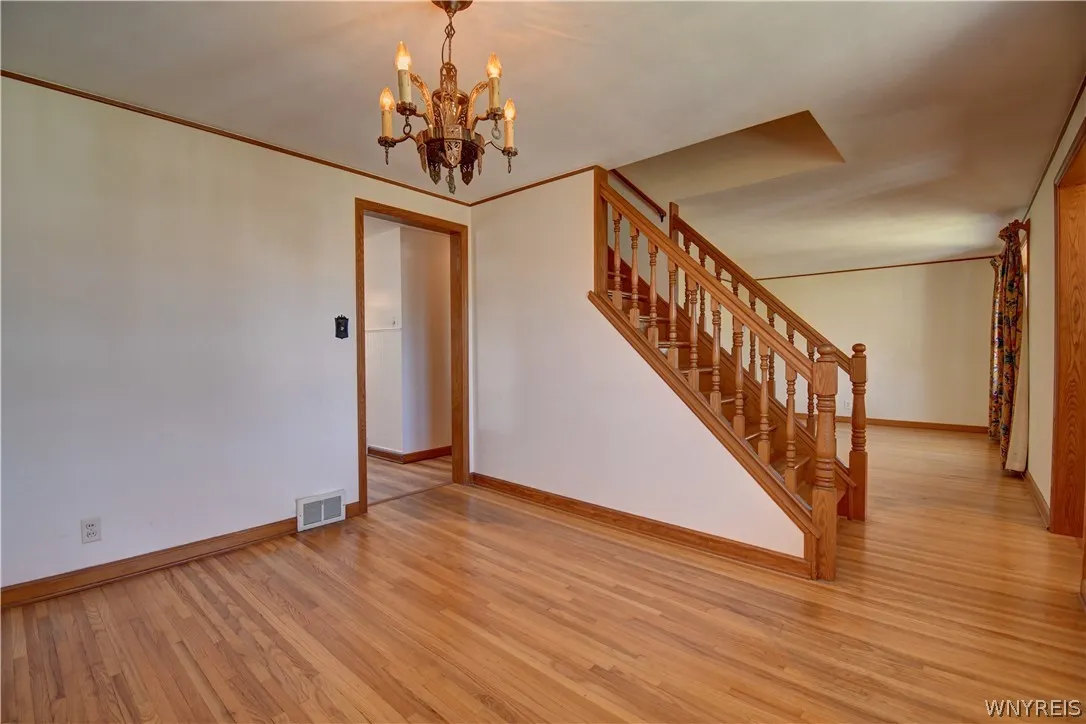 244 Renwood Avenue, Tonawanda, New York 14217, Tonawanda, New York 14217, 3 Bedrooms Bedrooms, 6 Rooms Rooms,1 BathroomBathrooms,Residential,For Sale,244 Renwood Avenue, Tonawanda, New York 14217,0,B1671234