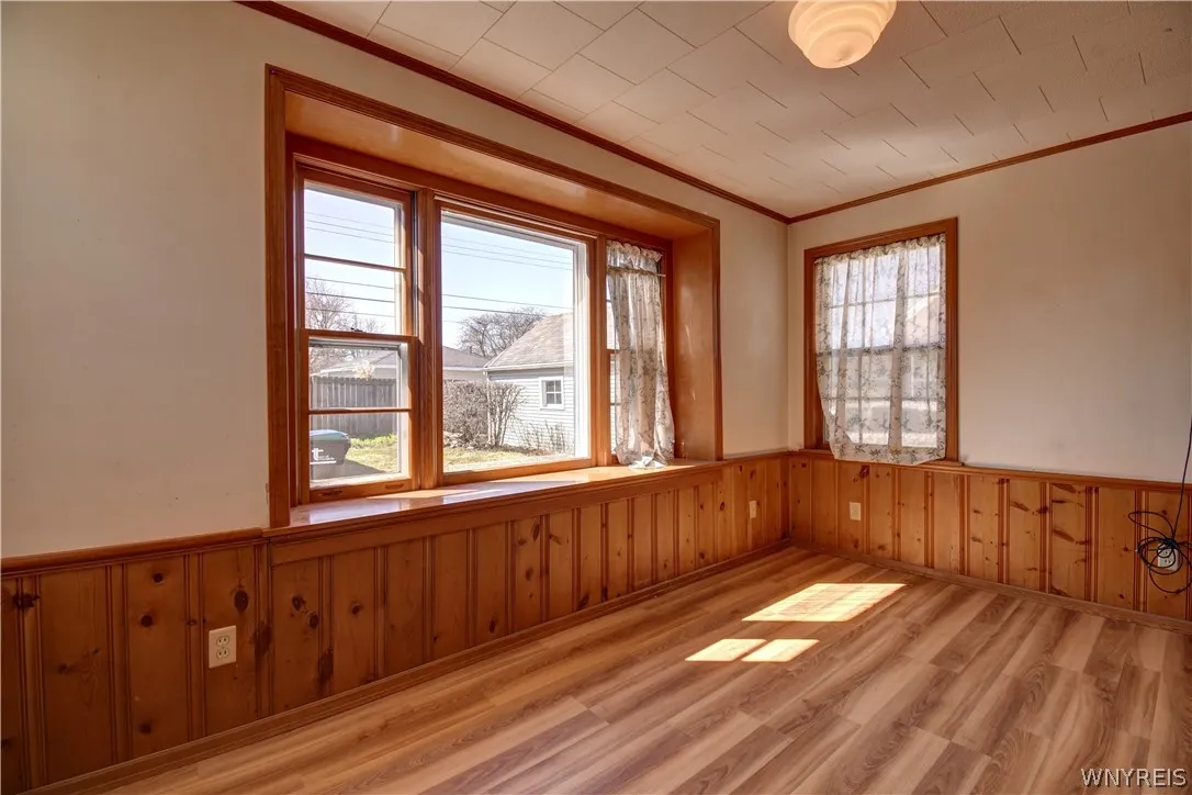 244 Renwood Avenue, Tonawanda, New York 14217, Tonawanda, New York 14217, 3 Bedrooms Bedrooms, 6 Rooms Rooms,1 BathroomBathrooms,Residential,For Sale,244 Renwood Avenue, Tonawanda, New York 14217,0,B1671234