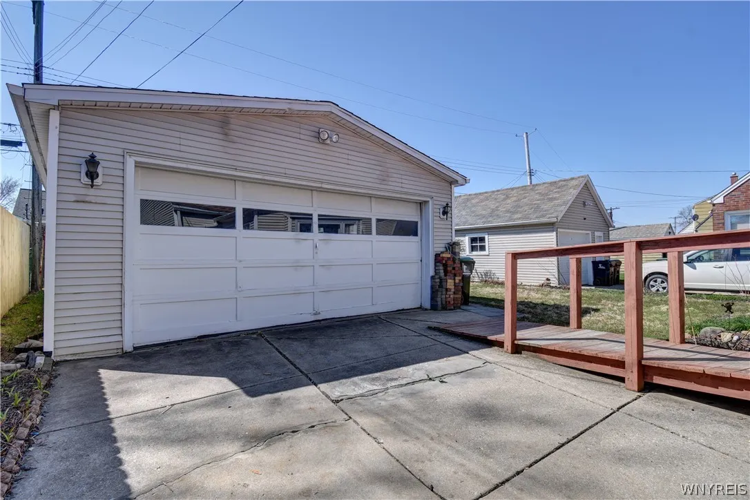 244 Renwood Avenue, Tonawanda, New York 14217, Tonawanda, New York 14217, 3 Bedrooms Bedrooms, 6 Rooms Rooms,1 BathroomBathrooms,Residential,For Sale,244 Renwood Avenue, Tonawanda, New York 14217,0,B1671234